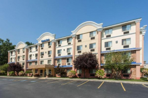 Гостиница Days Inn by Wyndham Leominster/Fitchburg Area  Леоминстер